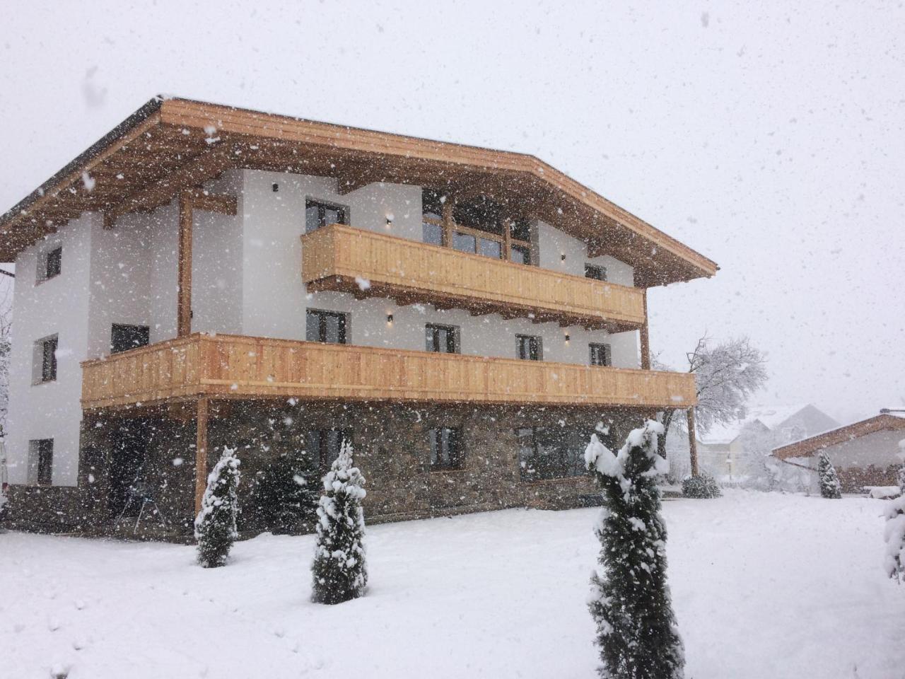 Berghof Zillertal Lägenhet Fügen Exteriör bild